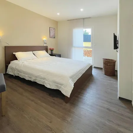 By Interhome Bandol